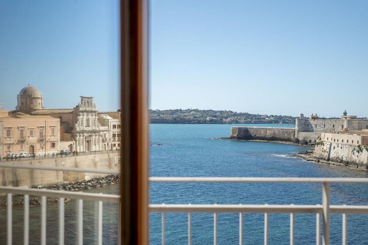 Ortigia Seafront Apartment By Wonderful Italy Syracuse Exterior foto